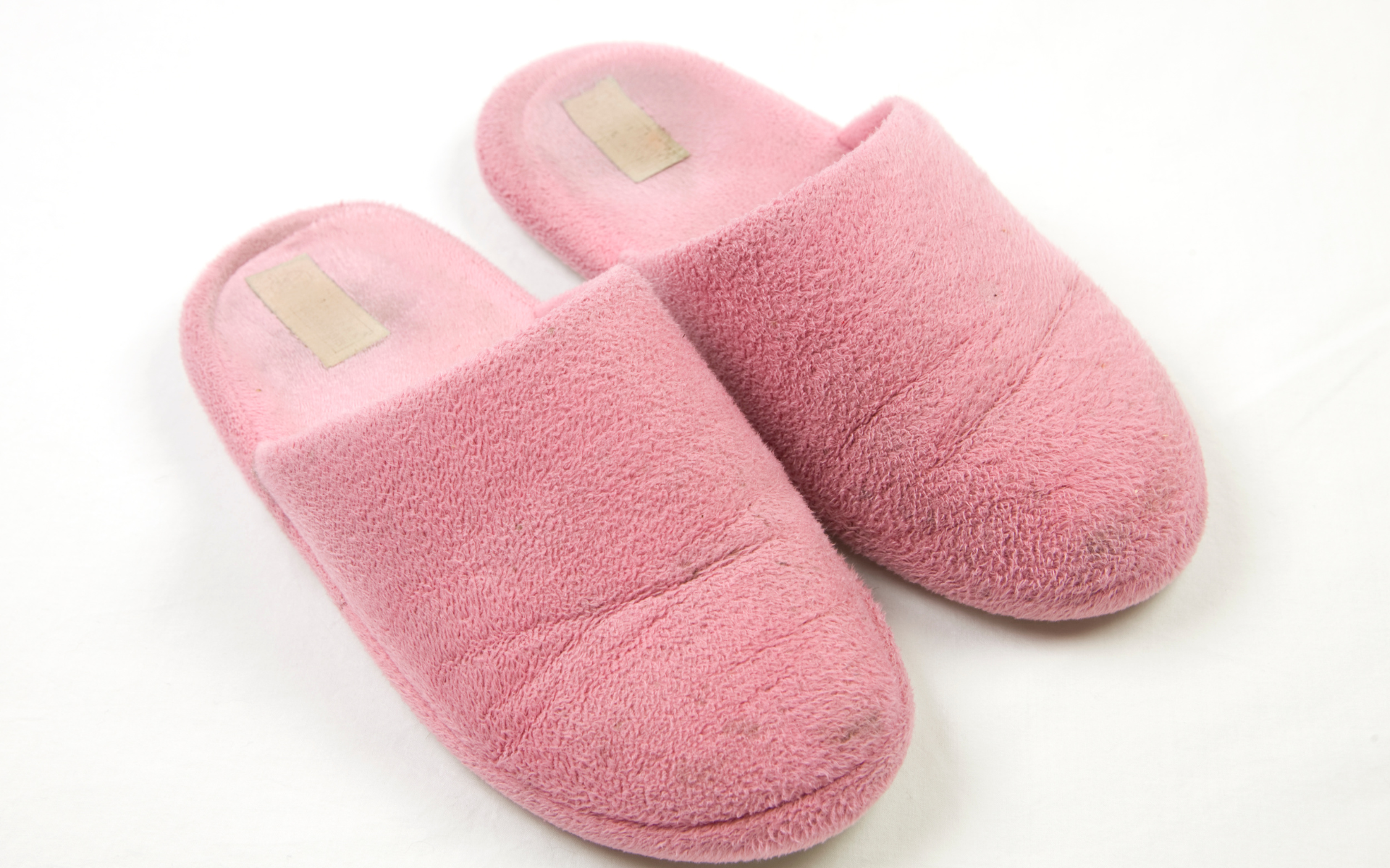 Soft Steps, Calm Mind: How Comfortable Slippers Improve Your Everyday Well-Being