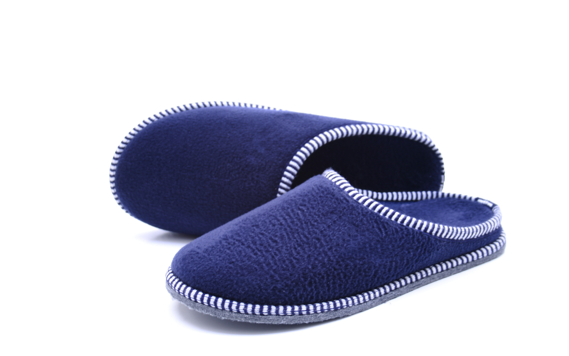 How Indoor Slippers Transform Your Home Experience: Comfort, Style, and Wellness